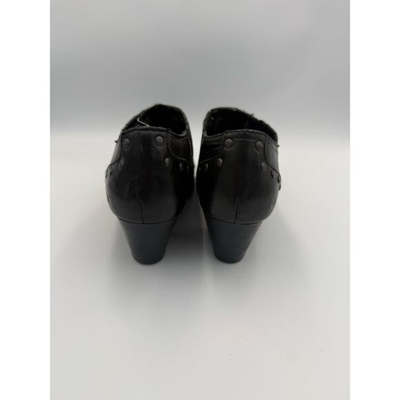 Born Womens Black Size 6‎ 1/2 Booties Western Studded - Picture 4 of 11
